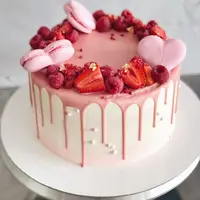 Торты: Йогурт-лесные ягоды, Мексиканский морковный, Клубника-шоколад-банан