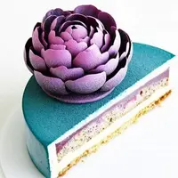 Муссовый торт Вишня-Фундук