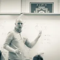 Наша жизнь строится на плечах нашего рода