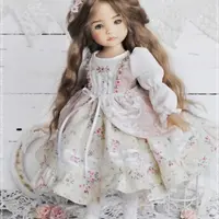 Платья для кукол