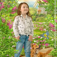 Детский весенний фотошаблон в PSD "Мельница в поле"