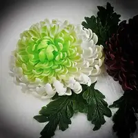 Хризантема из пластичного шоколада