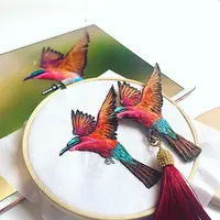 Брошь Щурка