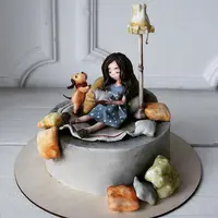 Фигурка "Девочка с торшером"