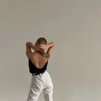 Идеальные джинсы и рубашка в люксовой обработке