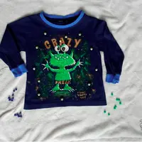 Роспись детской футболки с милым монстриком