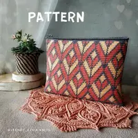 Косметичка в технике жаккард крючком