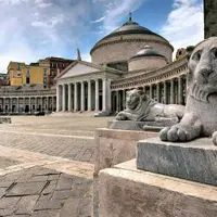 Онлайн-прогулка по Неаполю: море, пицца, другая Италия