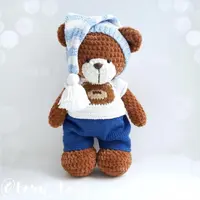 Мишка и комплект одежды