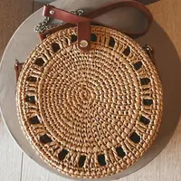 Сумочка из рафии