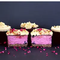 Ферментированное пирожное "Клубничный йогурт"