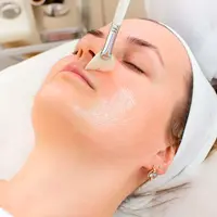 Применение срединных и пептидных химических пилингов