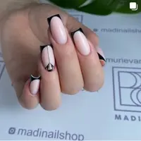 Салонное моделирование "Форма квадрат" в технике без опила