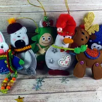 Елочные игрушки из фетра