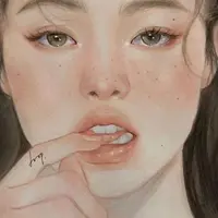 Мягкие и чувственные портреты цветными карандашами