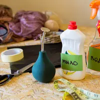 Обзор шерсти, шелка, волокон, способов раскладки и инструментов для валяния