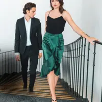 Юбка с воланом и эффектом запаха