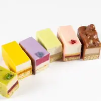 Нарезные пирожные