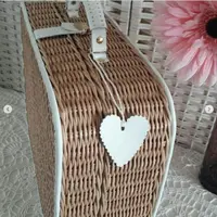 Сумочка-чемодан из бумажной лозы