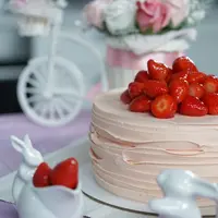 Торт "Клубничное мороженое"