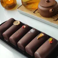 Глазированные веган-сырки с ягодными и фруктовыми начинками