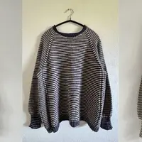 Полосатый пуловер спицами Purl-willing