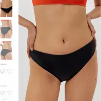 Плавки-бикини в трех вариантах обработки