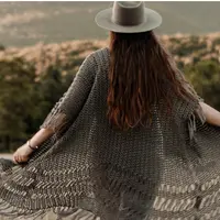 Вязаная крючком накидка Quarry Duster