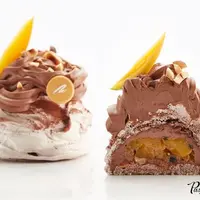 Кондитерский клуб. Пирожное Павлова «Белый и черный лебедь»