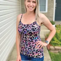 Выкройка майки-топа Hugs & Kisses Cami with Optional Shelf Bra