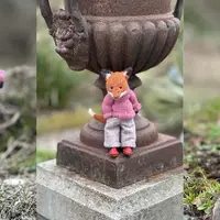 Вязаный лисенок спицами Fox Doll