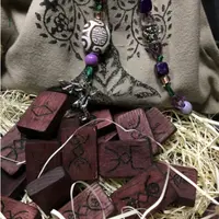 Ритуал с Русскими Рунами “Золотой дождь”