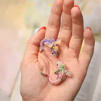 Карманный цветочный дракон