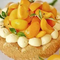 Миндальный Дакуаз «Абрикосовая сиеста»