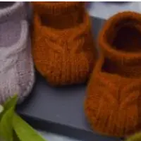 Вязаные спицами пинетки Joseph Baby Sandal