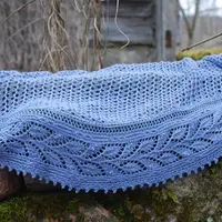 Ажурная шаль спицами Miss Elliot