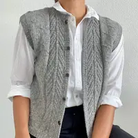 Вязаный спицами жилет Cameo