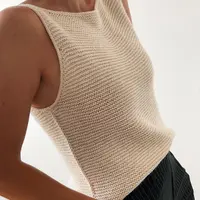 Летний вязаный топ Soho