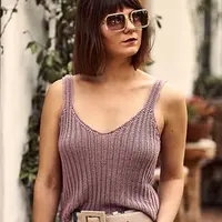 Топ крючком поперек Pathways Camisole