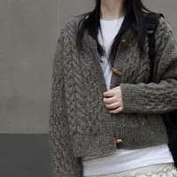 Стильный и теплый кардиган с японским плечом Smocky