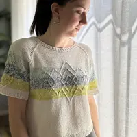 Пуловер (топ) с узором из снятых петель Prismatic Reflection