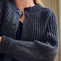 Шикарный бомбер патентным узором Brioche Bliss