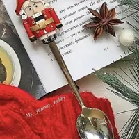 Щелкунчик на ложке