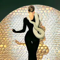 Женщина-змея