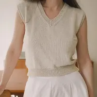 Элегантный топ с японским плечом Sybil