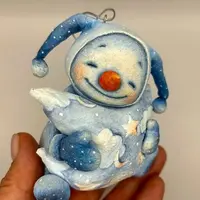 Снеговичок с подушкой