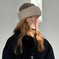 Модная шапка с объемным отворотом спицами Beanie No6