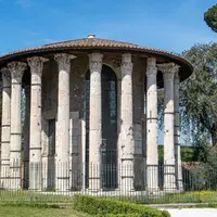 Римская религия до императоров: власть, жречество, храмы. Религия римской семьи: рождение, брак, смерть. Лекция 12