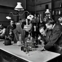 Работа в условиях дефицита необходимых ресурсов. Как делать науку «на коленке»?