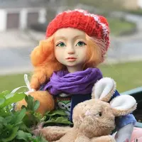 Игровая кукла из дерева